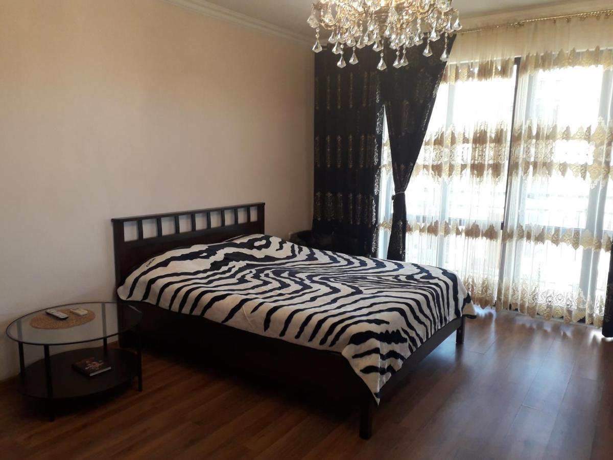 Chasha Polnaya Apartamento Sukhumi Exterior foto