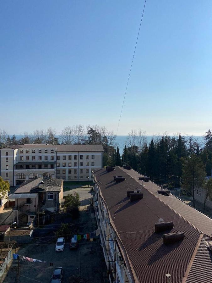 Chasha Polnaya Apartamento Sukhumi Exterior foto