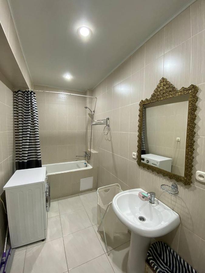 Chasha Polnaya Apartamento Sukhumi Exterior foto