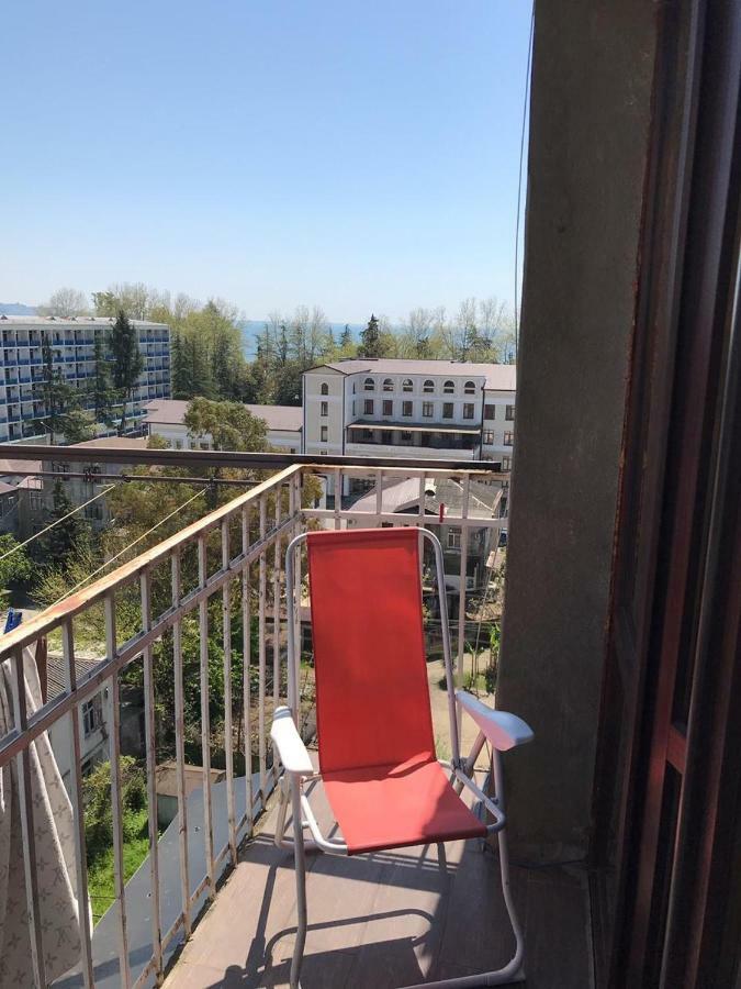 Chasha Polnaya Apartamento Sukhumi Exterior foto